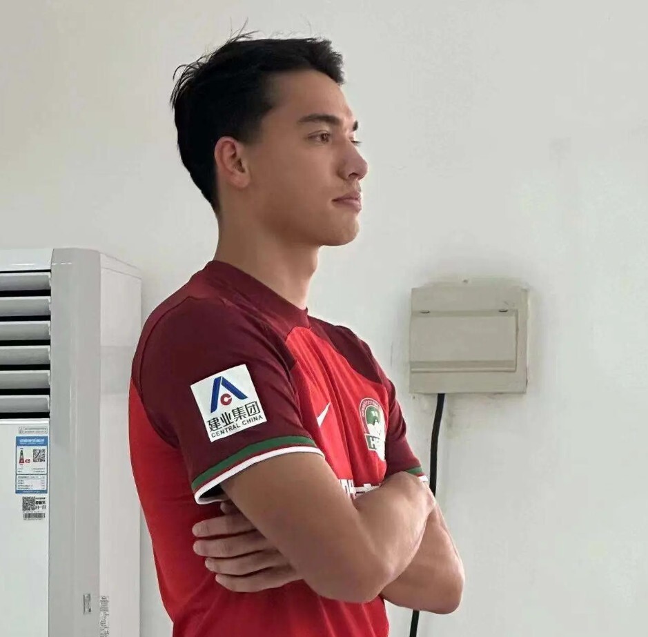 包含河南建业球员状态出类拔萃，如何继续保持优势？的词条