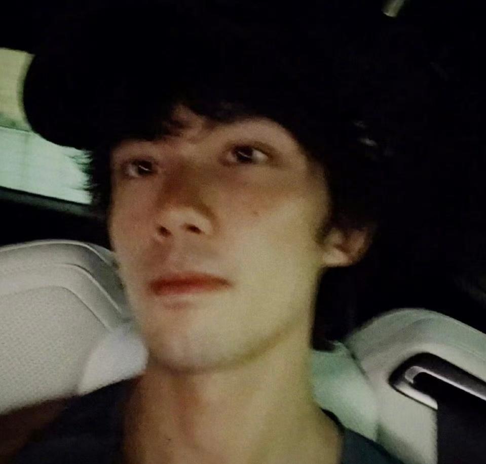 惊艳表现引发球迷热议，破门得分成焦点的简单介绍