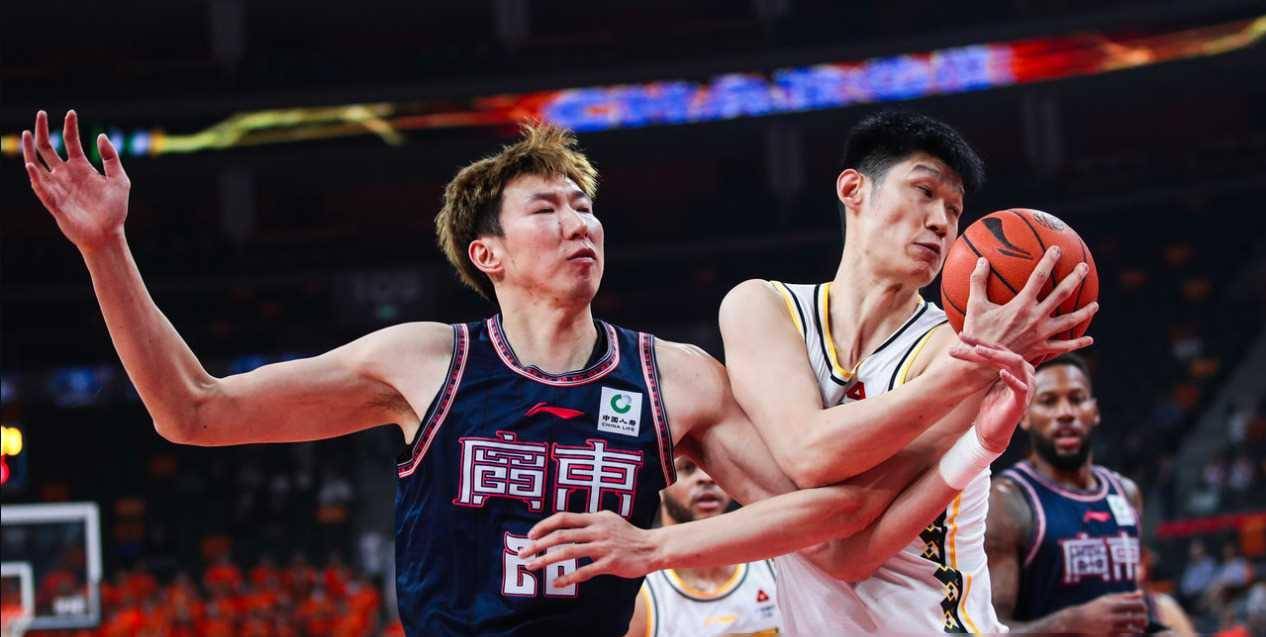包含广东队再胜福建，稳坐榜首位置的词条