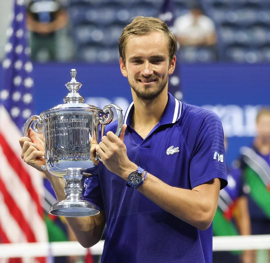 开云下载-包含澳大利亚网球队血洗日本网球队，纳达尔制霸全场的词条