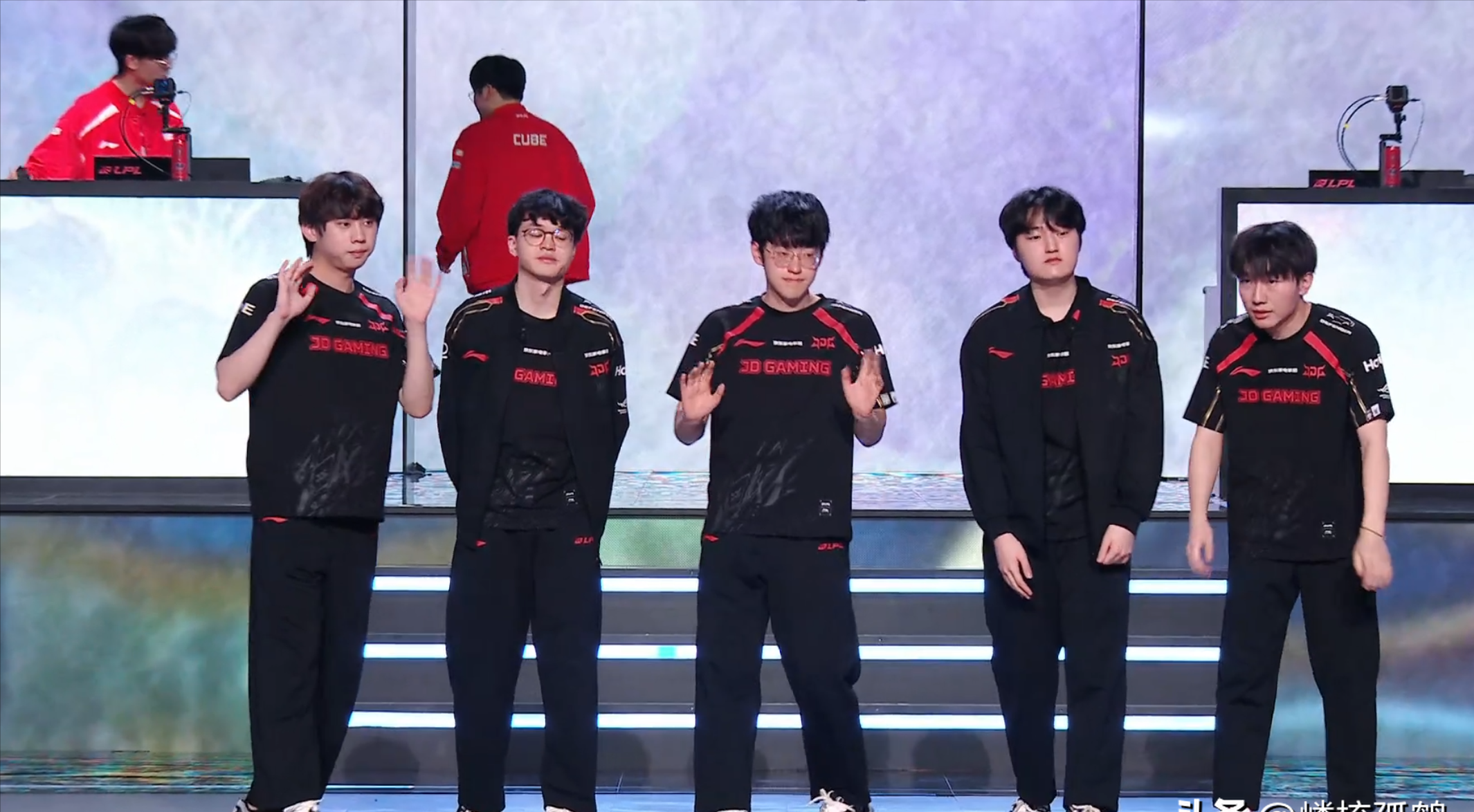 开云体育-关于T1逆转FPX，Deft完成帽子戏法的信息