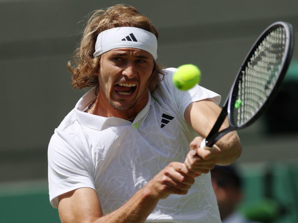 开云官网-关于西班牙网球队翻盘日本网球队，兹维列夫统治全场的信息