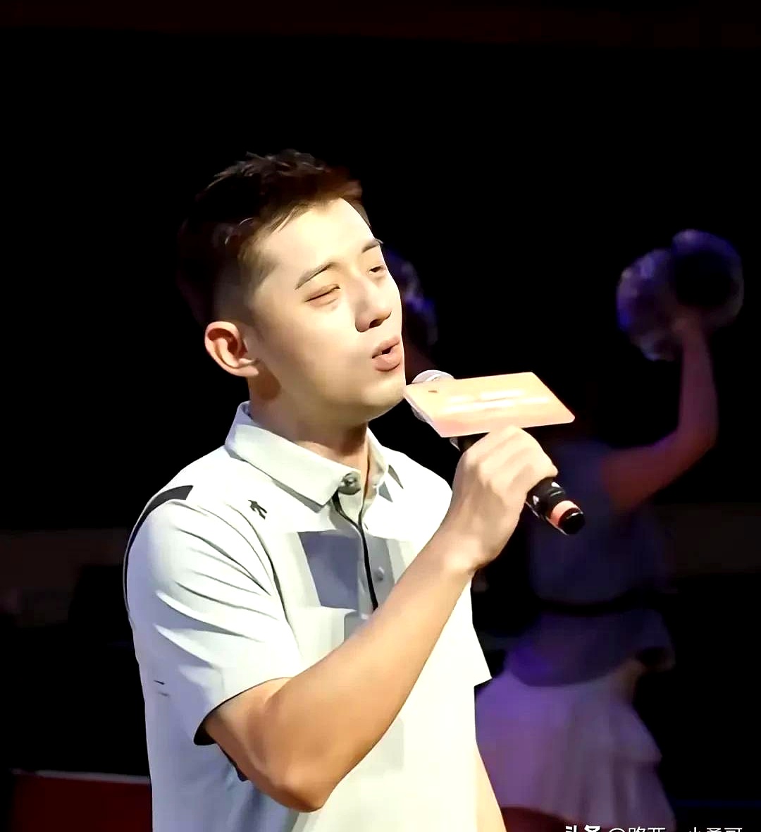 包含法国乒乓球队鏖战奥地利乒乓球队，张继科高光表现的词条