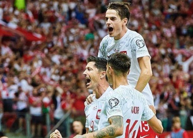 巴黎险胜挪威，加维点燃赛场