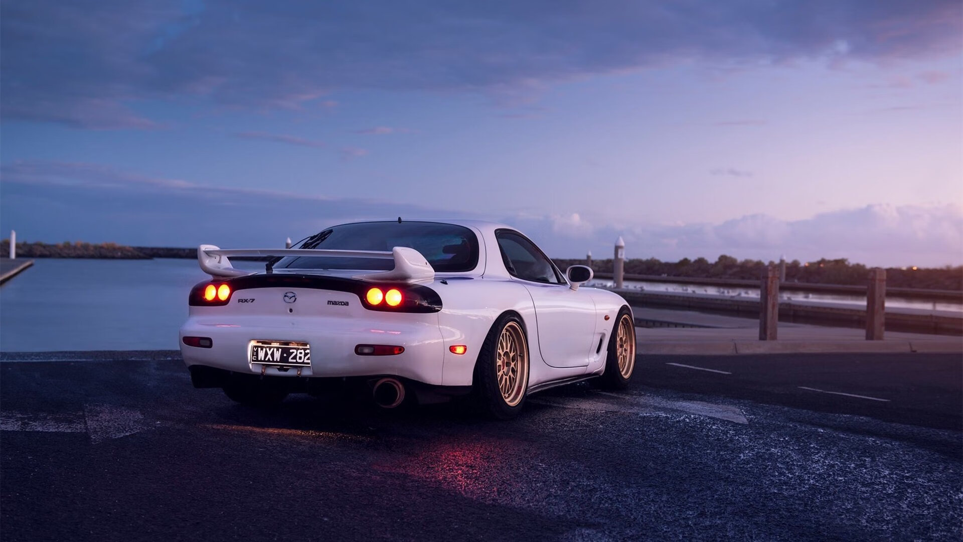 红黑军团与孤胆杀手,一段横跨时代的足球对话