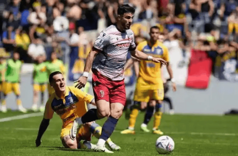 开云体育中国-欧冠半决赛焦点战，马赛防守锁死希腊