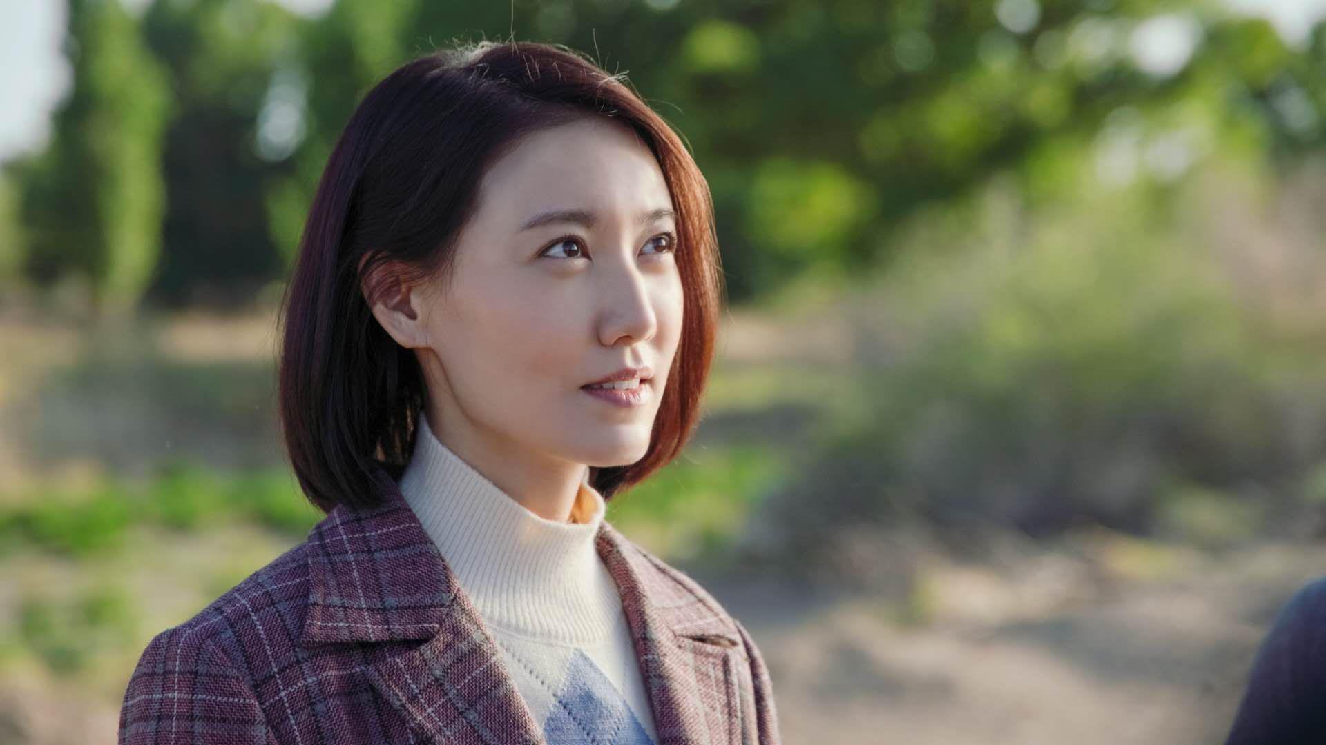 教科书与冷门,足球之夜的两种极致启示