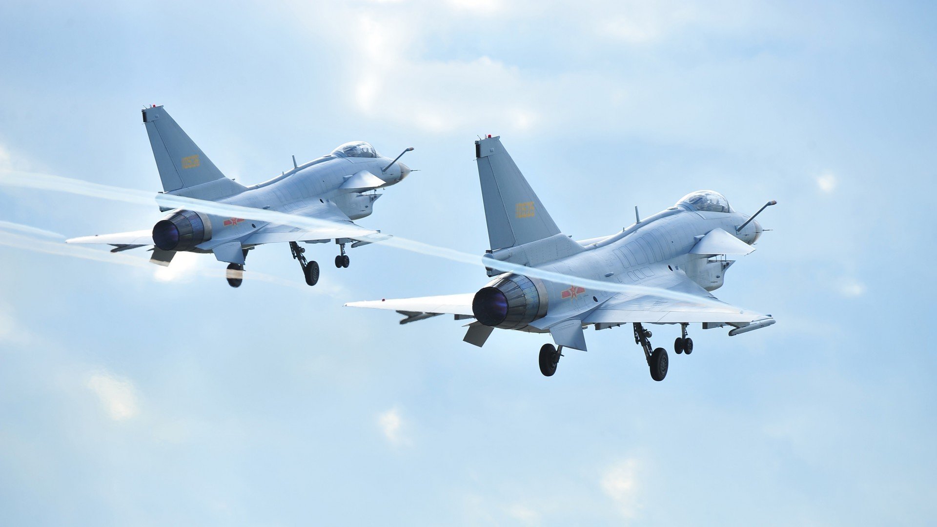 绿茵场上的双重奏,格列兹曼爆发引领风骚,德国巅峰对决胜出墨西哥